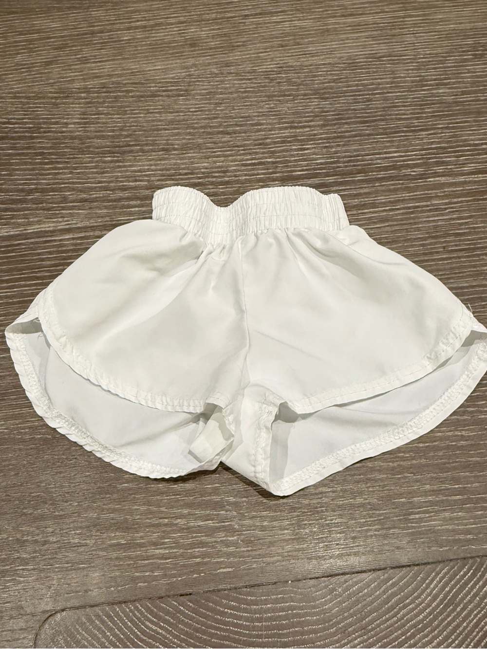 Like new size XSmall Azarhia white  Elastic Waist athletic Shorts